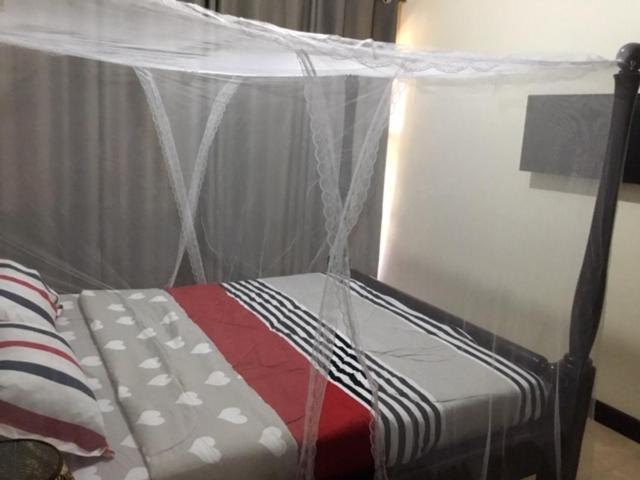 Hotel Okra House à Entebbe Extérieur photo